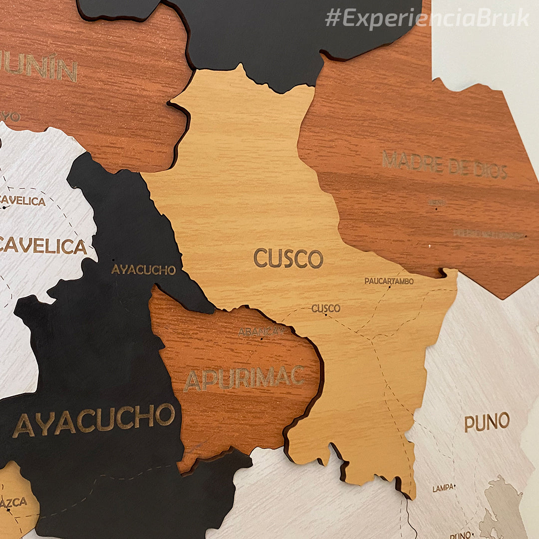 Mapa del Perú de madera