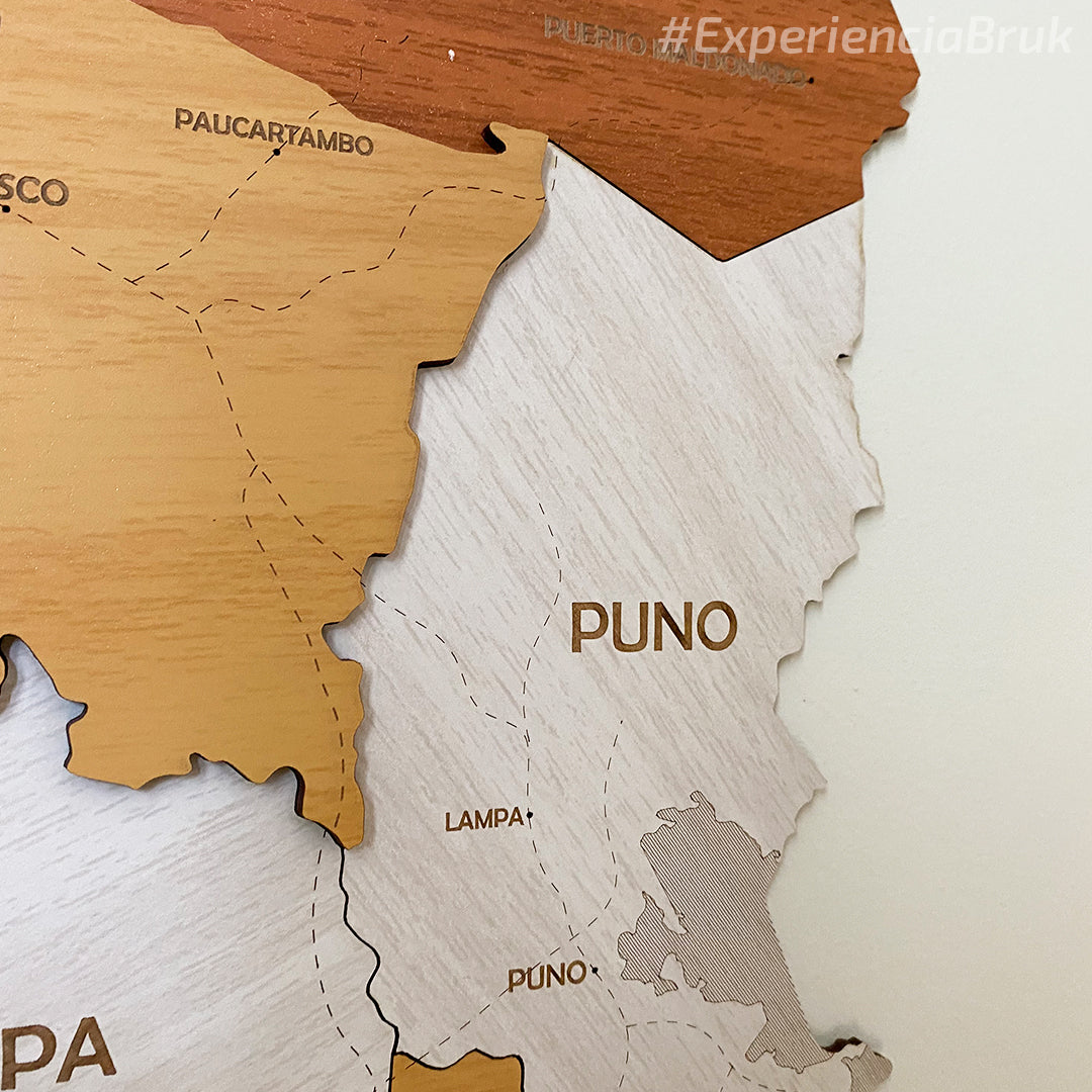 Mapa del Perú de madera